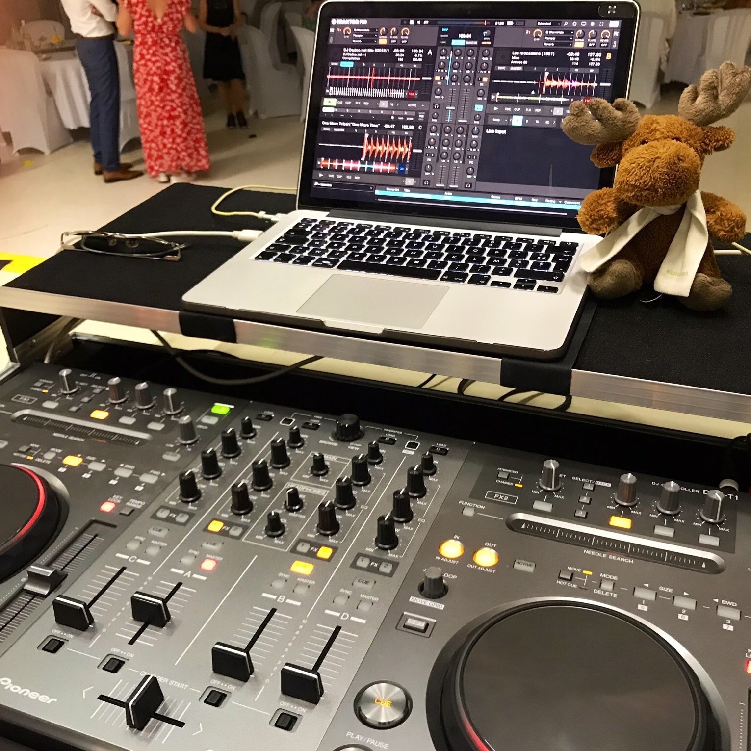 DJ Elky mixes